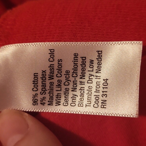 Red skort - Picture 4 of 4